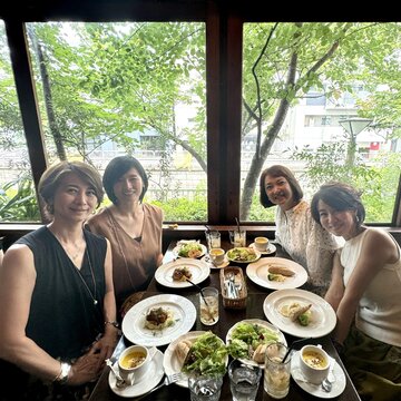 中目黒・代官山エリアの老舗人気カフェで華組ランチ会