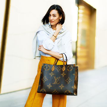 【春の“映え”バッグ】流行の「ビッグトート」はモノグラム＆ロゴデザインを