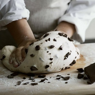 世界初! GODIVA Bakery「 ゴディパン 」