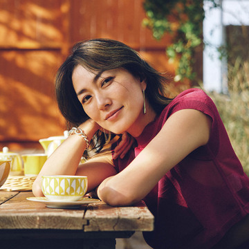 板谷由夏さんが語る、私にとっての“心のラグジュアリー”【板谷由夏 エルメスと描く、軽やかなエレガンス】