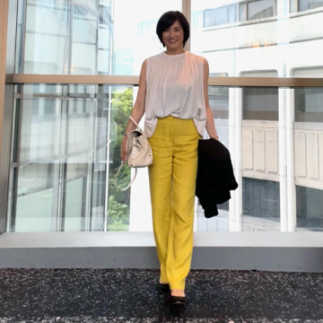 【エクラ 華組SNAP】アラフィーのおしゃれ上手は「華やかカラー上手」②