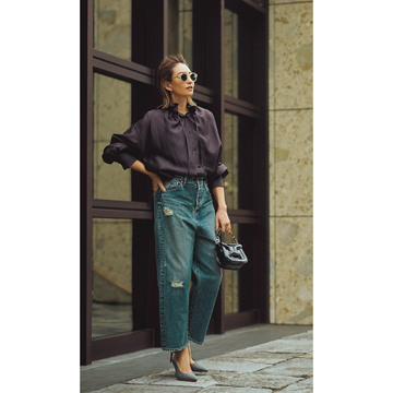 秋のカジュアルコーデは、サングラスのミニマムな存在感でこなれ感アップ！気温25℃｜10/5(木)【50代の毎日コーデ】