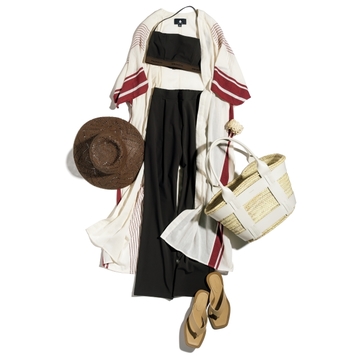 タウン感覚で着られるリュクスなビターブラウンの水着【大人の水着スタイル】