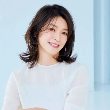 ”いつも同じ髪型”から抜け出したい！50代のマンネリヘアをアップデートする方法とは？