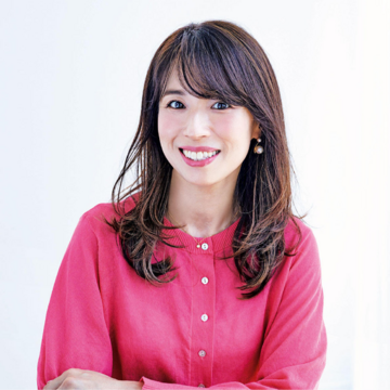 ワンカール巻くだけでふんわり動きが出るロングヘアに【40代・50代髪型】