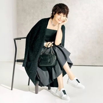 【エクラプレミアム10月号カタログ】大人の女性に提案したい「素敵なバッグと靴」をはじめ、大人気スタイリストコラボなど、秋の立ち上がりに欲しいアイテムが目白押し！