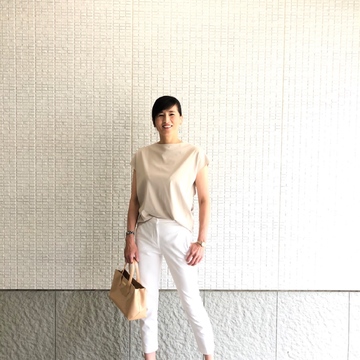 ウエストを締め付けないZARAのパンツ