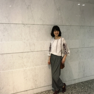 エスニックなブラウス