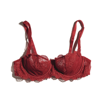 大人のニットをよりきれいに見せる！ ニットのための下着講座Q&A