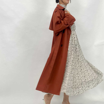 色違いトレンチコートをお試し！