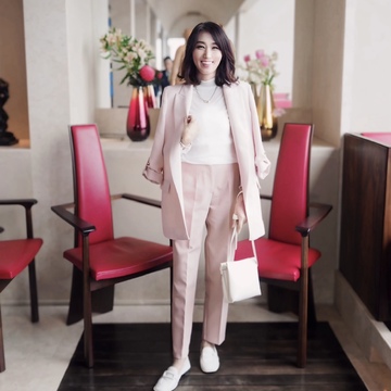 今季ZARAの春色コーデでバースデー女子会