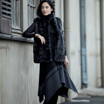 ニットとファージレでつくる冬のクラスカジュアル