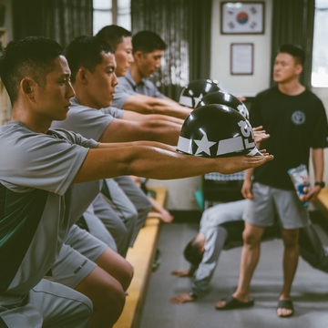 チョン・ヘインが骨太な演技で魅せる！『D.P.−脱走兵追跡官−』【見ればキレイになる⁉韓流ドラマナビvol.16 前半】