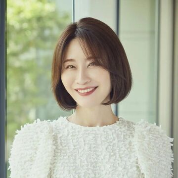 50代、パサつきは老けて見える…つや髪で若返る「冬のボブヘア」5選