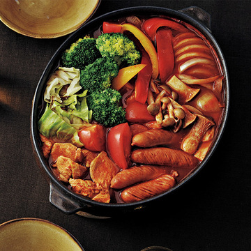 赤と白の色の違いも楽しい「トマト鍋」＆「白だし鍋」【arikoさんおすすめの家族鍋】