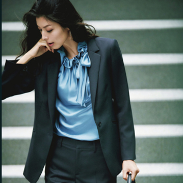 インナー＆小物でチェンジ！ スーツで速攻「ドレスアップ」テク