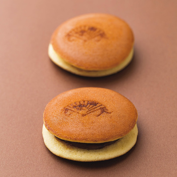 上質素材のかわいいどら焼き 『京菓子司 末富』の京の華扇