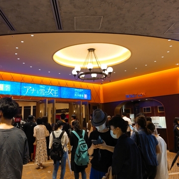 ミュージカル「アナと雪の女王」がスゴイ！