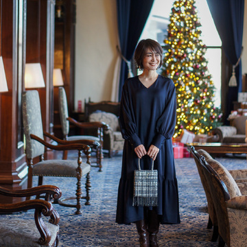 イベントが多いシーズンに大活躍のネイビーワンピ