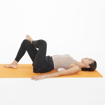 動画でTRY！  骨盤を整える簡単ストレッチ【後編】