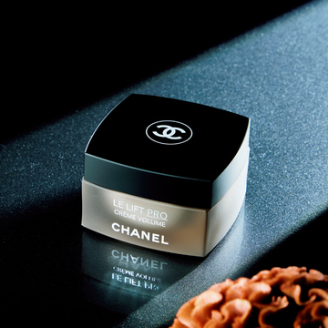 シャネルの「LL プロ クレーム」は、美容コラムニスト 近藤須雅子さんも感動！