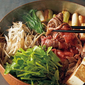 牛肉の奥深い味わいを満喫「赤ワイン味噌すき焼き」【小堀紀代美さんの体にいい鍋】