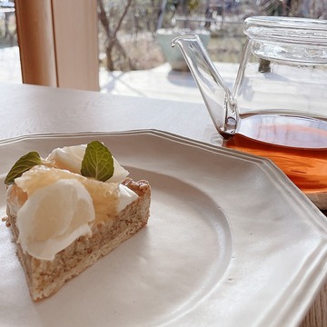 お水取りが終わって春をかんじるカフェへ