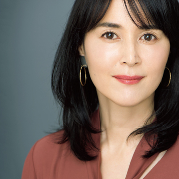 ＜エクラ11月号付録＞カバーマークの“フローレスフィット”で自信の“美つや肌”に！