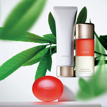 「洗わなきゃ」を「洗いたい」に。肌の輝きが変わるクレンジング・洗顔アイテム【植物の力で「いと凜」と美しく。連載第6回】