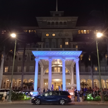 ハワイ最後はショッピングで締めくくり♡⃛モアナサーフライダー編