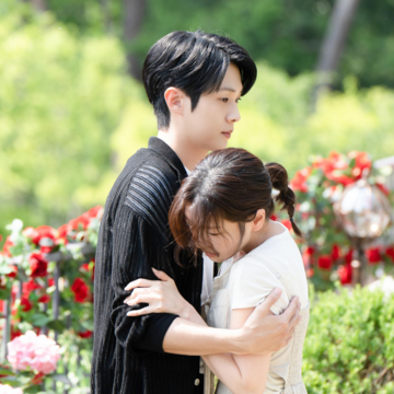 泣ける・胸アツ・胸キュンな韓国ドラマを厳選！大人の心を揺さぶった感動作は？【エクラ韓国ドラマ大賞2025】