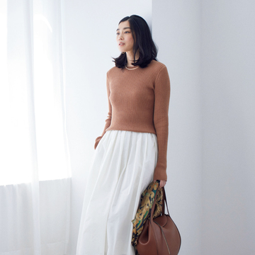 【濃いベージュコーデ】＋白アイテムで簡単かつ美しくトーンアップ！