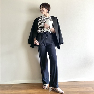 ラクちん！美脚！コスパ良し！のGUブラックパンツでモノトーンコーデ