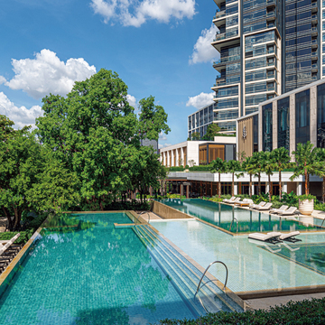 【タイの最旬ホテル】大都会バンコクに出現したスタイリッシュなオアシスでくつろぐ『フォーシーズンズホテル バンコク アット チャオプラヤーリバー』