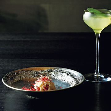 現代美術作家・髙橋大雅さんが手がけた立礼茶室『然美』【京都美味手帖】