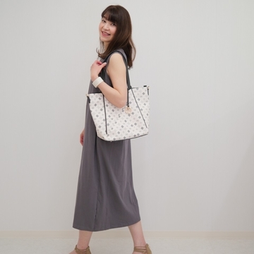 GUのワンピースでワンマイルコーデ