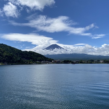 絶景に癒されました✨河口湖からの富士山