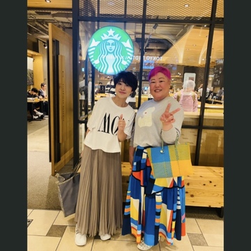 マダムのリアル交流、ファッションは経験からくる余裕、そして個性輝く時代へ✨