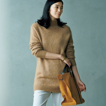 腰回りまでカバーしてくれて安心！　ロエフのふわふわロングニット【人気ブランドのアイコンニット】