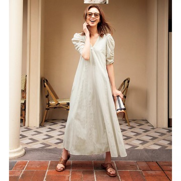 風が通って快適！ 一枚でおしゃれが決まる「華ドレス」で涼やかな夏