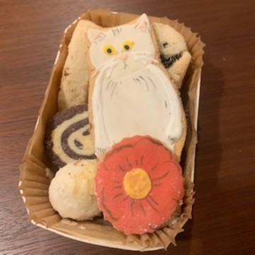 贈り物や手土産におすすめ！今話題の猫のアイシングクッキー、取り寄せてみた【ウェブエクラ編集長オサニャイの「これ、いただくわ」#2】