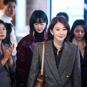 品と色気と優雅さと。50代憧れの韓国女優の代表格！キム・ヒエ【見ればキレイになる⁉韓流ドラマナビvol.34】 