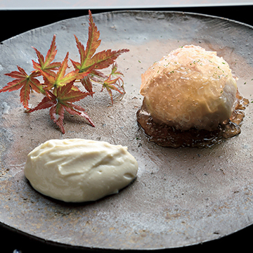 洗練の自家製甘味を円山公園の隠れ家で味わえる「茶菓円山」