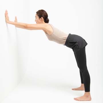 動画でTRY！  猫背に効く簡単ストレッチ