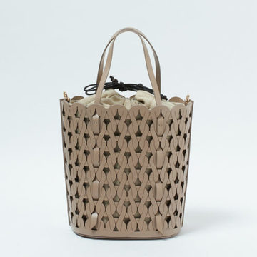 新色グレージュを追加！「Anita Bilardi」のレザーメッシュカゴバッグ