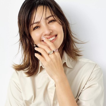 「MARIHA」で見つけた、夏を彩る大人のモダンジュエリー