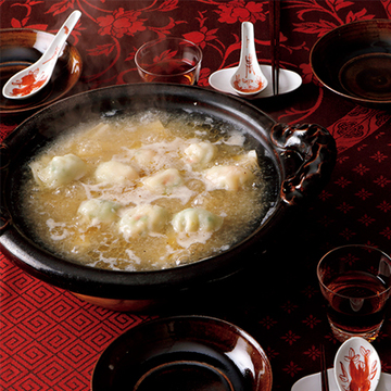 プリプリえびとれんこんの食感が楽しい！ エビ餃子鍋【絶品鍋レシピ28days】