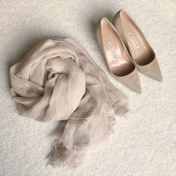 淡色ワントーンコーデ