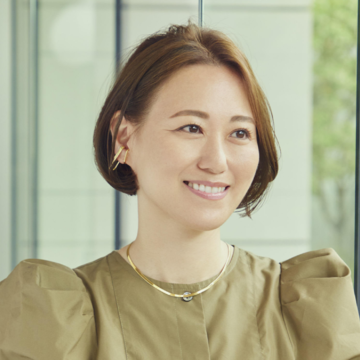 ダメージレスで白髪カバーを。ケア効果の高い“オーガニックカラー”という選択【50代髪型・ヘアスタイル】