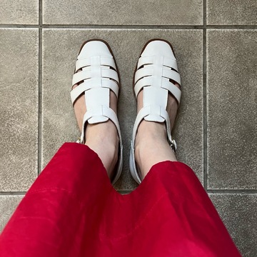 夏に向けて、グルカサンダル